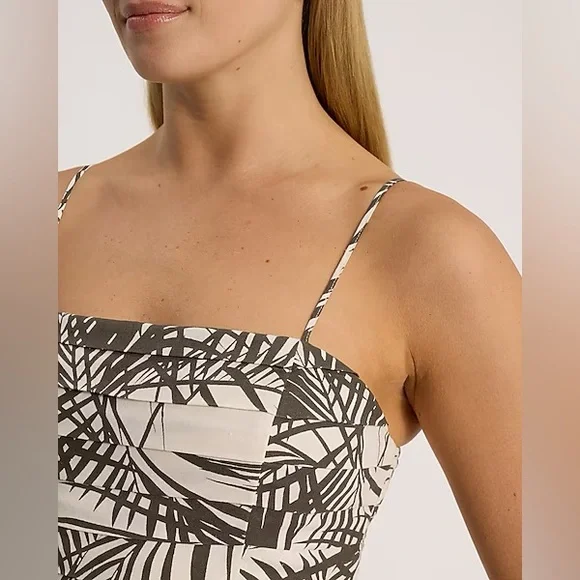 🔥 NWT 🔥 Express Linen-Blend Printed Ruched Mini Babydoll Dress - Picture 2 of 7